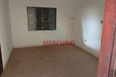 Casa &agrave; venda - 222m&sup2; - Centro
