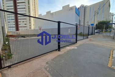 Terreno &agrave; venda - 700m&sup2; - Aviacao