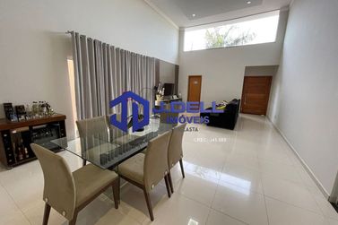Casa &agrave; venda - 320m&sup2; - Quinta Ranieri