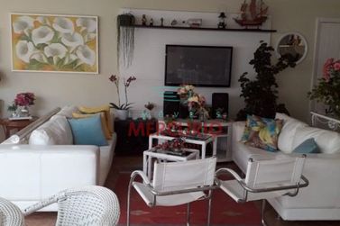Casa &agrave; venda - 259m&sup2; - Jardim Estoril IV