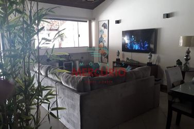 Casa &agrave; venda - 170m&sup2; - Vila Universit&aacute;ria