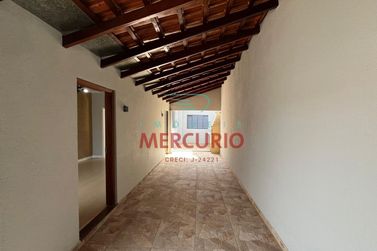 Casa &agrave; venda - 150m&sup2; - Centro