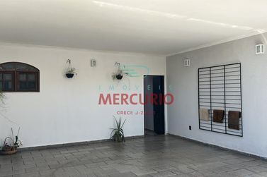 Sobrado &agrave; venda - 370m&sup2; - Vila Monlevade