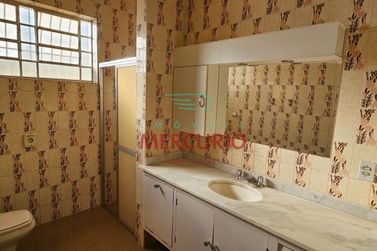 Casa &agrave; venda - 247m&sup2; - Vila Aeroporto Bauru