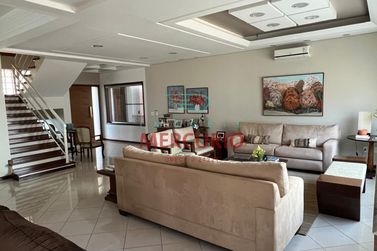 Casa &agrave; venda - 336m&sup2; - Residencial Tivoli