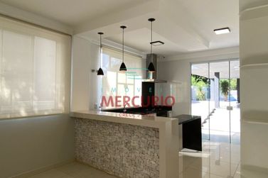 Casa &agrave; venda - 320m&sup2; - Ch&aacute;caras Bauruenses