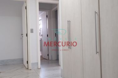 Apartamento &agrave; venda - 220m&sup2; - Centro