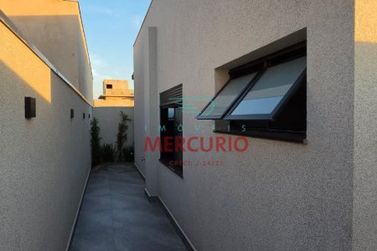Casa para alugar - 167m&sup2; - Residencial Villa de Le&oacute;n