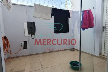 Casa &agrave; venda - 311m&sup2; - Centro