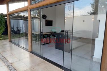 Ch&aacute;cara &agrave; venda - 150m&sup2; - Vale do Igap&oacute;