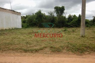 Terreno &agrave; venda - 300m&sup2; - Vale do Igap&oacute;