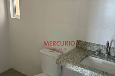 Apartamento &agrave; venda - 72m&sup2; - Centro