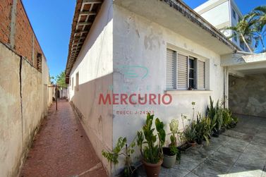 Casa &agrave; venda - 196m&sup2; - Vila Souto