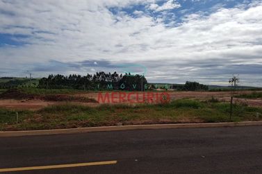 Terreno &agrave; venda - 300m&sup2; - Villa de Leon II