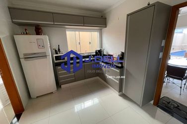 Casa &agrave; venda - 320m&sup2; - Quinta Ranieri