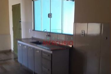 Casa &agrave; venda - 180m&sup2; - Vila S&atilde;o Jo&atilde;o da Boa Vista