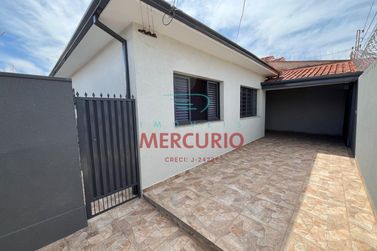 Casa &agrave; venda - 150m&sup2; - Centro