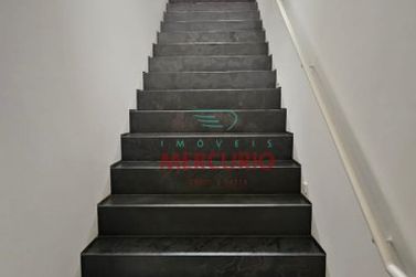 Casa &agrave; venda - 316m&sup2; - Jardim Shangri-L&aacute;