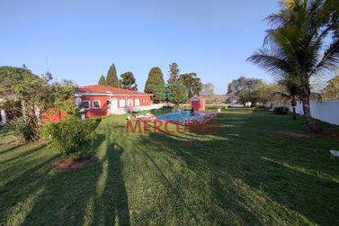 Casa &agrave; venda - 729m&sup2; - Jardim Shangri-L&aacute;