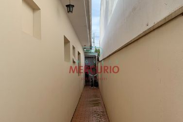 Casa &agrave; venda - 144m&sup2; - Centro