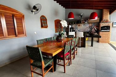 Casa &agrave; venda - 197m&sup2; - Quinta da Bela Olinda