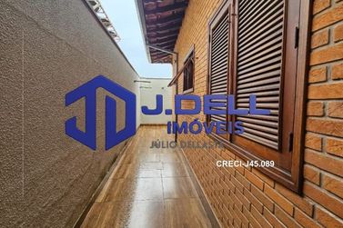 Casa &agrave; venda - 358m&sup2; - Serrao