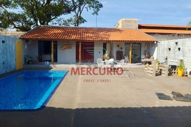 Ch&aacute;cara &agrave; venda - 250m&sup2; - Vale do Igap&oacute;