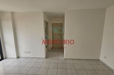 Apartamento &agrave; venda - 76m&sup2; - Jardim Infante Dom Henrique