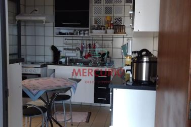 Apartamento &agrave; venda - 70m&sup2; - Jardim Auri Verde