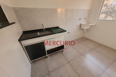 Apartamento &agrave; venda - 47m&sup2; - Monte Verde