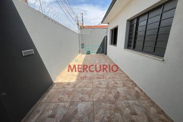 Casa &agrave; venda - 150m&sup2; - Centro