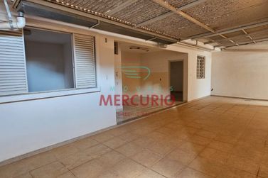 Casa &agrave; venda - 247m&sup2; - Vila Aeroporto Bauru