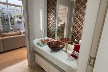Casa &agrave; venda - 402m&sup2; - Residencial Lago Sul