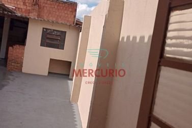 Casa &agrave; venda - 170m&sup2; - Conjunto Habitacional Engenheiro Ot&aacute;vio Rasi