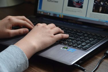 Brumadinhenses podem ter aulas gratuitas de redação e informática