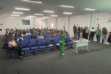 Professores aprovados em concurso em Brumadinho passam por capacitação