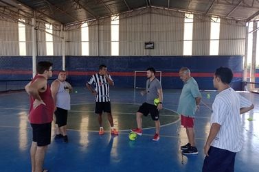 Pacientes do CAPS passam a contar com aulas de futebol em Brumadinho