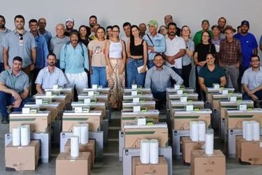 Programa de fomento &agrave; agricultura avan&ccedil;a com entregas em Brumadinho