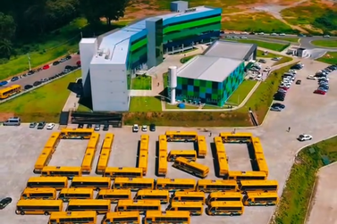 Brumadinho recebe 50 novos &ocirc;nibus escolares 0 km para estudantes