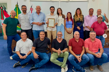 Secret&aacute;rio de Desenvolvimento Social recebe mo&ccedil;&atilde;o de aplausos na C&acirc;mara