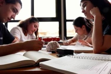 Prefeitura de Brumadinho cria programa para alunos interessados em escolas t&eacute;cnicas