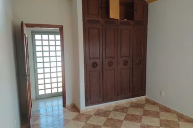 Casa para alugar - Centro 