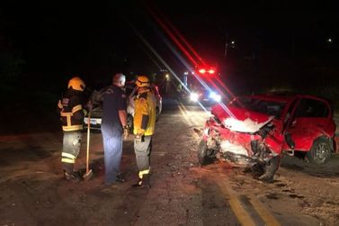 Homem morre e cinco ficam feridas em grave acidente na BR-282, em Santa Catarina