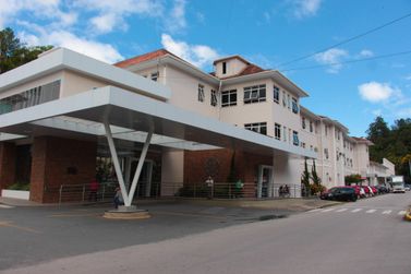 Hospital Azambuja realiza parto de trigêmeos de moradora de Chapecó