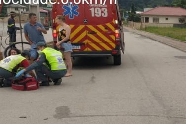 Motociclista fica ferida após colisão com carro em Botuverá
