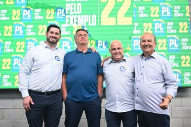 Prefeito André Vechi e vice Deco Batisti se encontram com Jair Bolsonaro em SC
