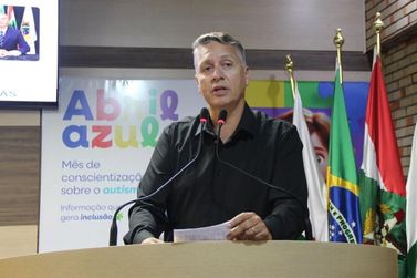 Jean Pirola cobra ações contra fios soltos e alerta para riscos à população