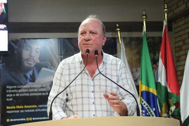 Vereador Rogério volta a pedir manutenção para os ônibus escolares