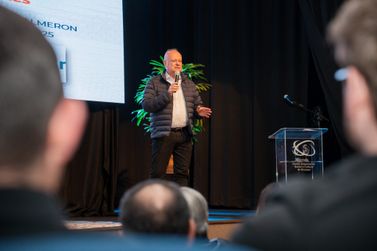 Desafios da sucessão empresarial são debatidos em evento do Simmebr