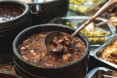 ONG Vidaa realiza feijoada solidária; saiba como adquirir a sua